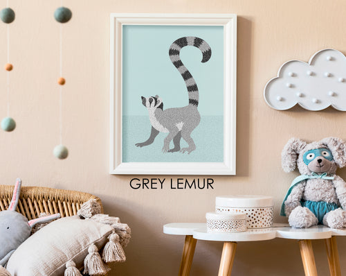 GREY LEMUR PRINT